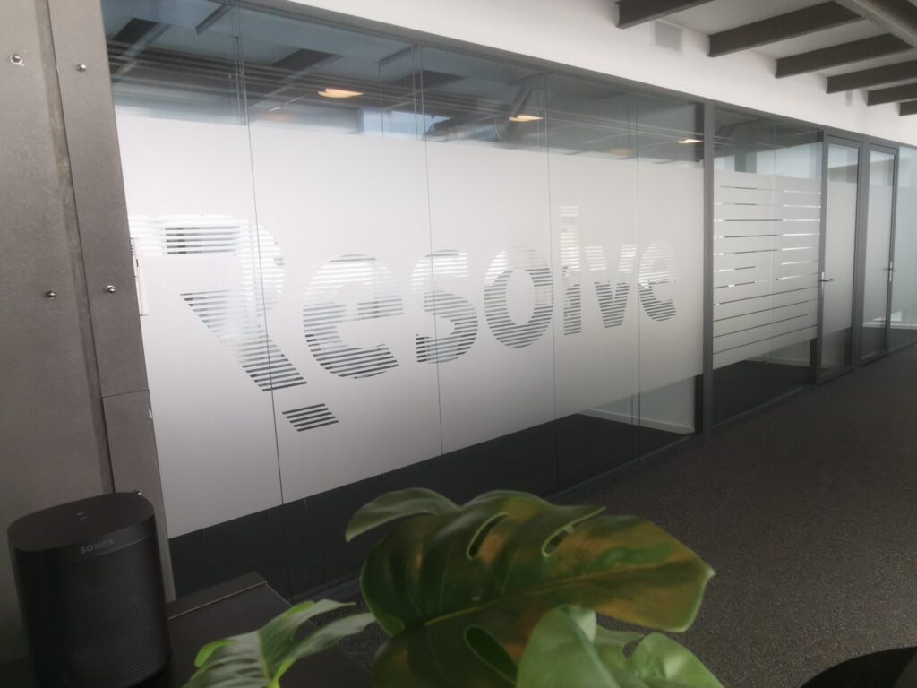Décoration de vitre en Frost Resolve